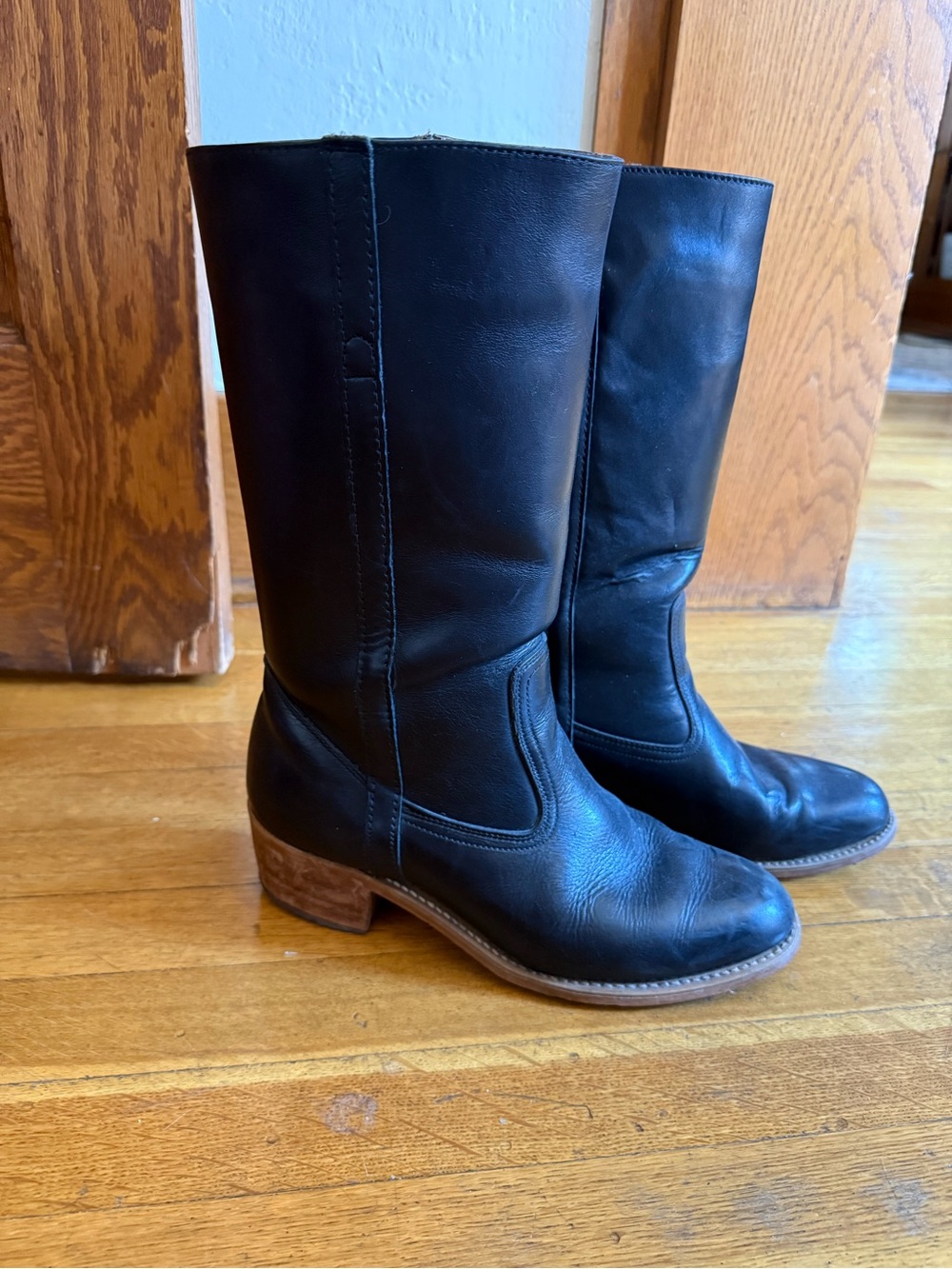 Vintage Black Leather Mid-Calf Heeled Boots